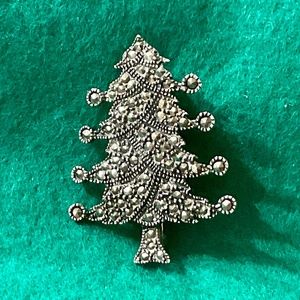 Vintage Marcasite Christmas Tree Brooch Pin 925 Sterling Silver